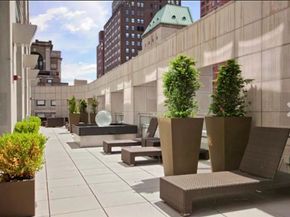 400 5th Avenue 45B, New York NY 10018
