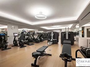 400 5th Avenue 45B, New York NY 10018