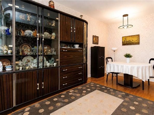 701 Gerald Court 2E, Brooklyn NY 11235