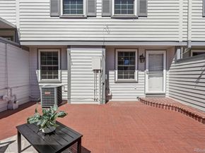 6950 E Briarwood Drive, Centennial CO 80112
