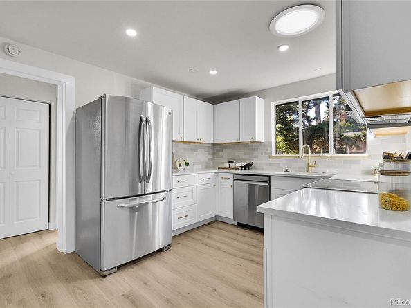 Undisclosed Address #1952428, Lakewood CO 80226