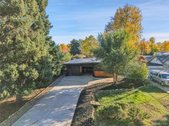 Undisclosed Address #1952428, Lakewood CO 80226