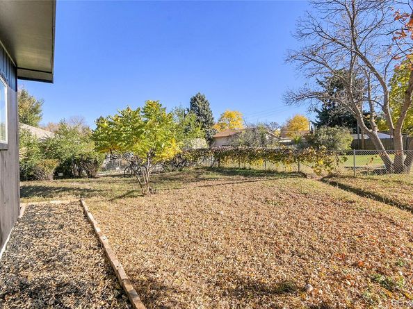 Undisclosed Address #1952428, Lakewood CO 80226