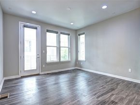 11915 Skyview Lane, Broomfield CO 80021