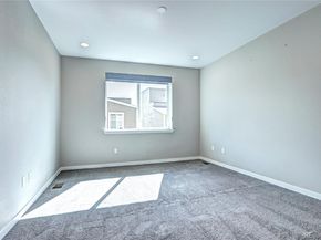 11915 Skyview Lane, Broomfield CO 80021