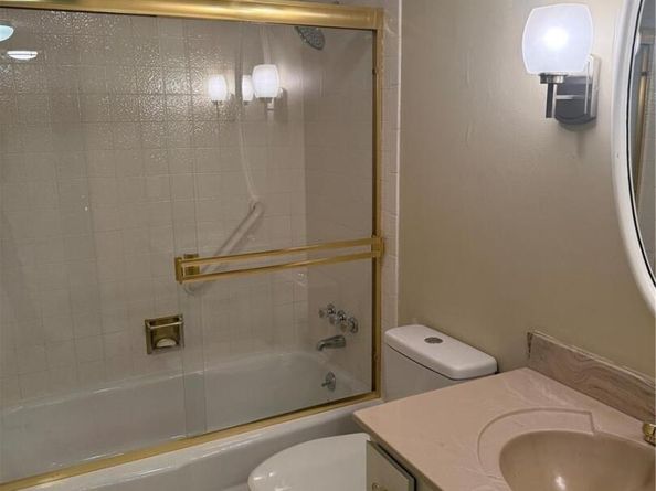 3511 S Hillcrest Drive 4, Denver CO 80237