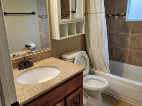 Undisclosed Address #3541468, Aurora CO 80017