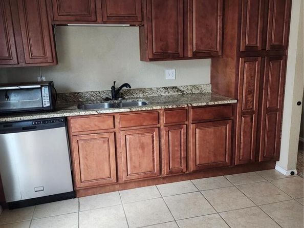 Undisclosed Address #3541468, Aurora CO 80017