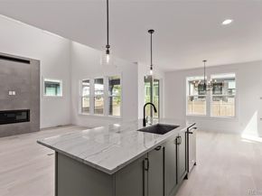 5608 Grandville Avenue, Longmont CO 80503