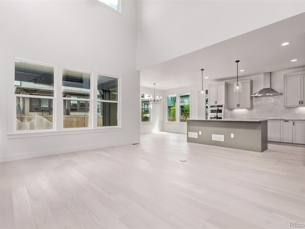 5608 Grandville Avenue, Longmont CO 80503