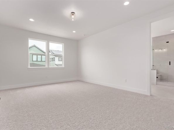 5608 Grandville Avenue, Longmont CO 80503