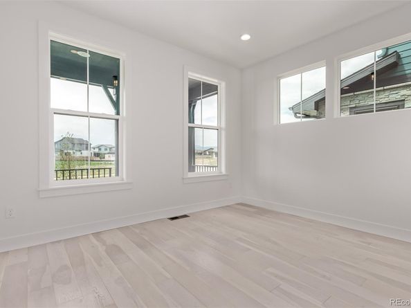 5608 Grandville Avenue, Longmont CO 80503