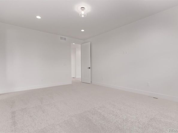 5608 Grandville Avenue, Longmont CO 80503
