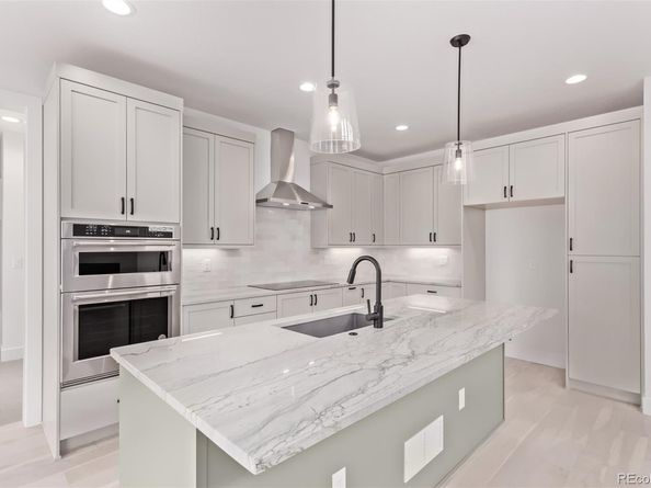 5608 Grandville Avenue, Longmont CO 80503
