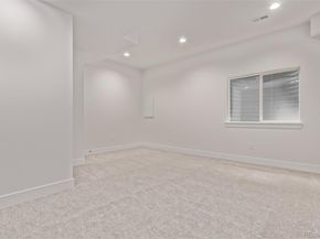 5608 Grandville Avenue, Longmont CO 80503