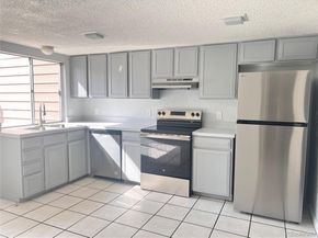 3561 S Kittredge Street B, Aurora CO 80013