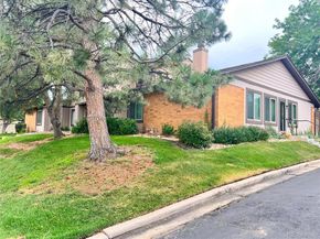 3561 S Kittredge Street B, Aurora CO 80013
