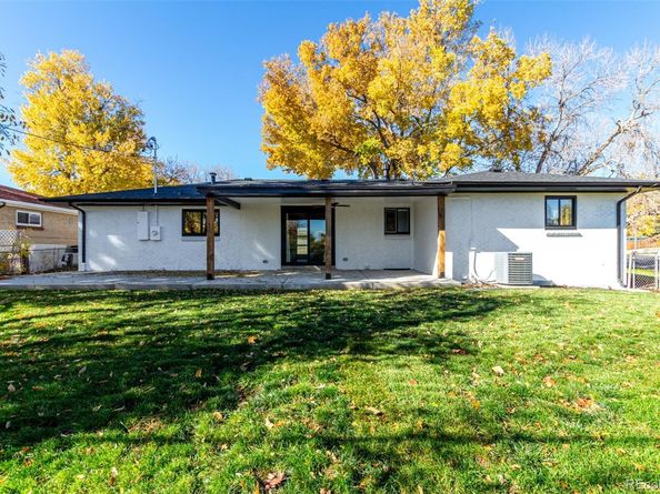 Undisclosed Address #3418186, Lakewood CO 80232