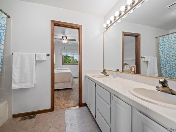 4161 W Lake Circle N, Littleton CO 80123