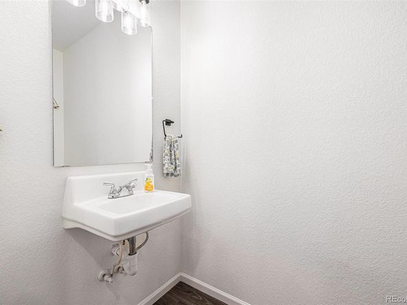 20000 E 40th Avenue 4, Denver CO 80249