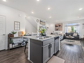 20000 E 40th Avenue 4, Denver CO 80249