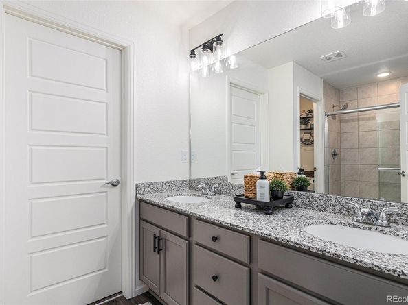 20000 E 40th Avenue 4, Denver CO 80249