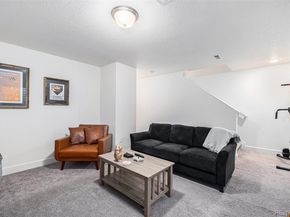 20000 E 40th Avenue 4, Denver CO 80249