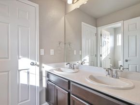 Undisclosed Address #3257876, Centennial CO 80112