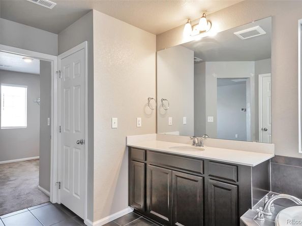 Undisclosed Address #3257876, Centennial CO 80112