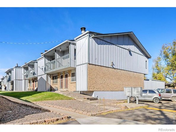 548 Vance Street, Lakewood CO 80226