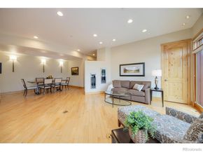 2034 Pearl Street 200, Boulder CO 80302