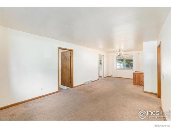895 Faith Court, Longmont CO 80501