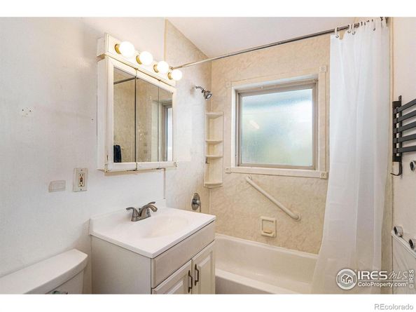 895 Faith Court, Longmont CO 80501