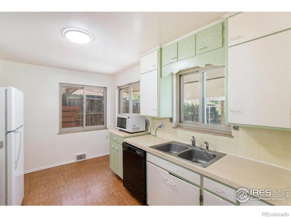 895 Faith Court, Longmont CO 80501