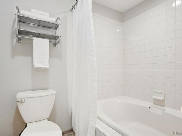 2995 W Long Court B, Littleton CO 80120