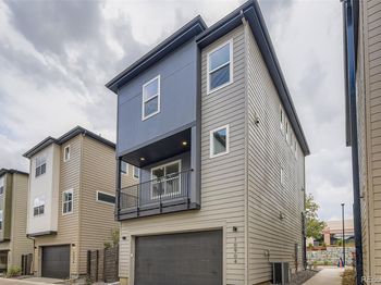 10904 E Hinsdale Circle