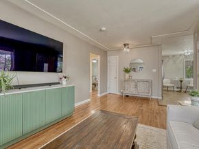 4252 S Logan Street, Englewood CO 80113