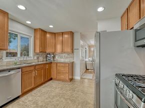 4252 S Logan Street, Englewood CO 80113