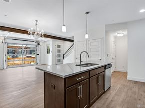 19570 E Sunset Circle, Aurora CO 80015