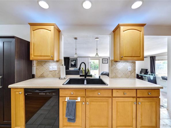 6616 S Lincoln Street, Centennial CO 80121