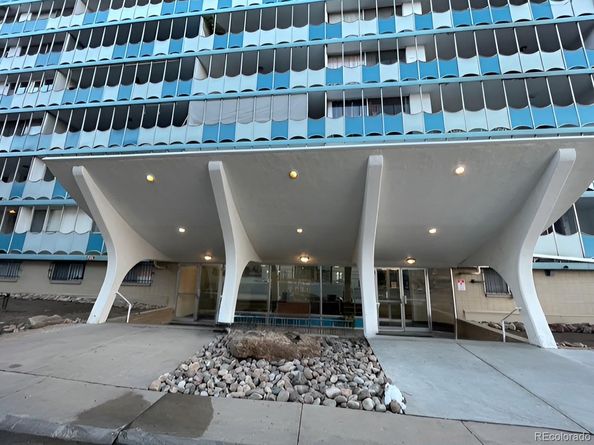 1155 N Ash Street 207, Denver CO 80220