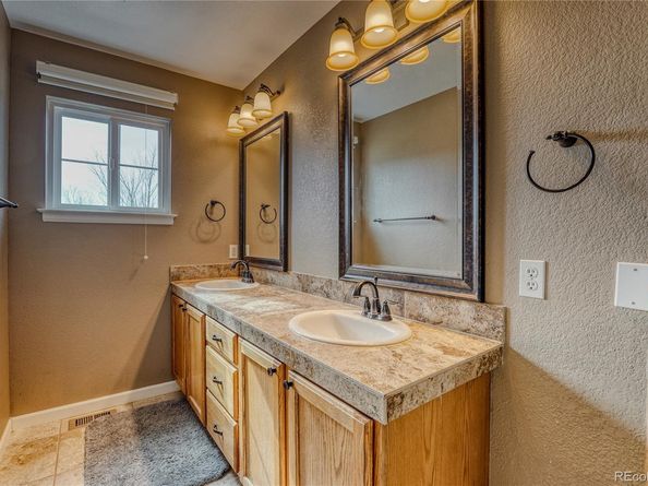 5934 S Yampa Street, Aurora CO 80016