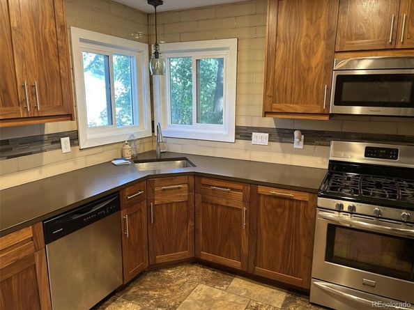 1207 Joliet Street, Aurora CO 80010