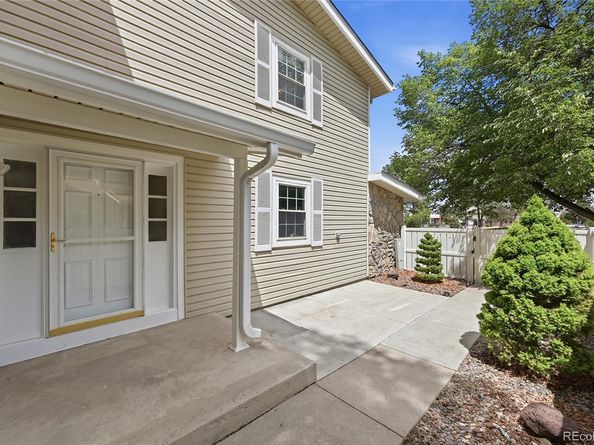 2770 S Heather Gardens Way, Aurora CO 80014