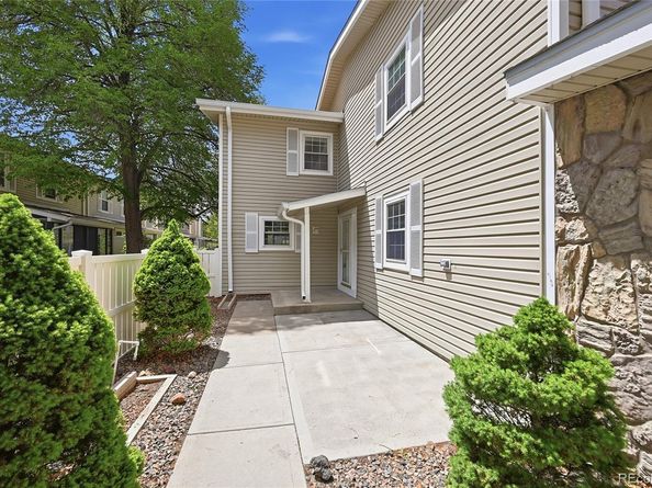 2770 S Heather Gardens Way, Aurora CO 80014
