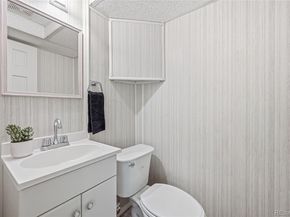 2770 S Heather Gardens Way, Aurora CO 80014