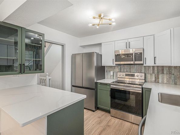 1649 S Ivory Circle E, Aurora CO 80017