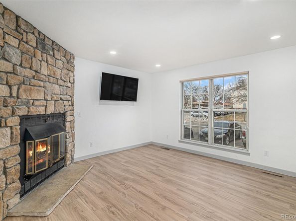 1649 S Ivory Circle E, Aurora CO 80017