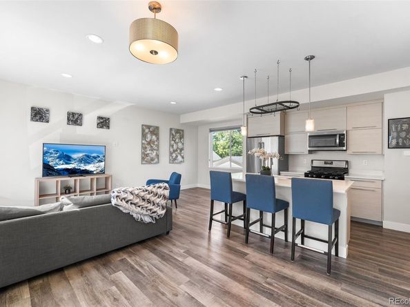 5642 W 10th Place, Lakewood CO 80214