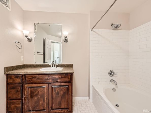 9481 E Mansfield Avenue 305, Aurora CO 80014